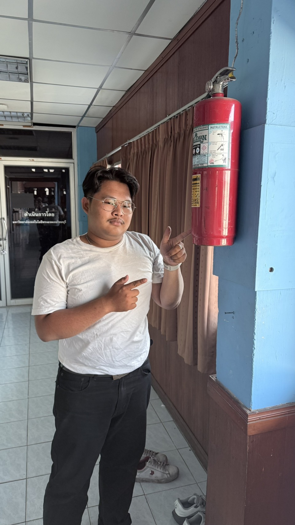 This is an alt text.